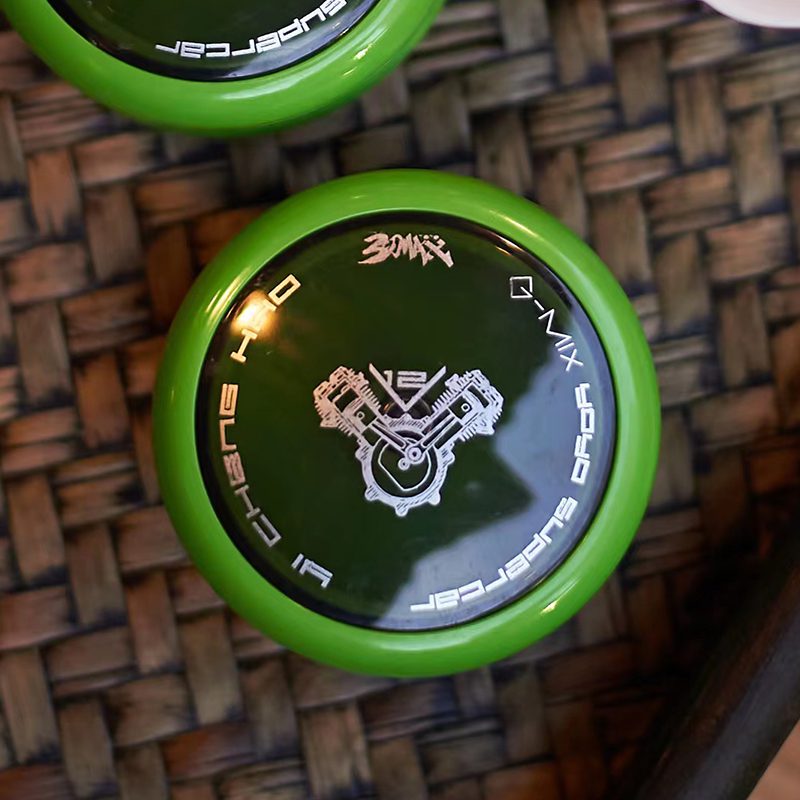 Large V Transparent Green Black Cap Silver